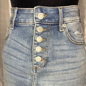Maurices Denim Distressed Faded Button Fly Women’s 0 Stretch Jean Mini Skirt